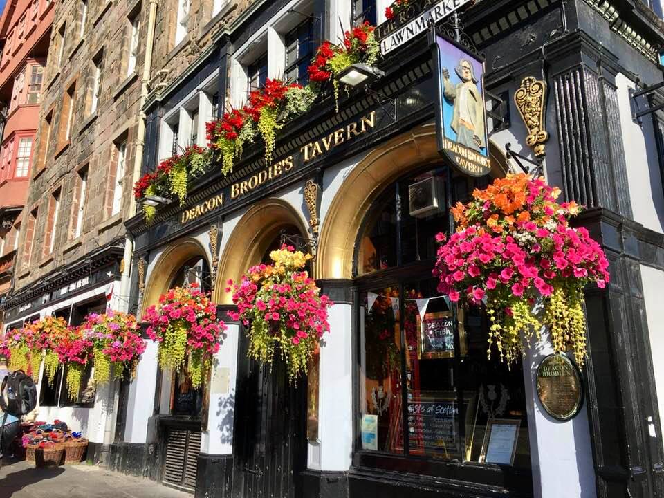 Deacon Brodies Tavern, known for great food but the story behind Deacon Brodie is one of lies and deceit