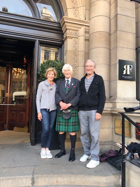 Marin ready for an Edinburgh Walking Tour