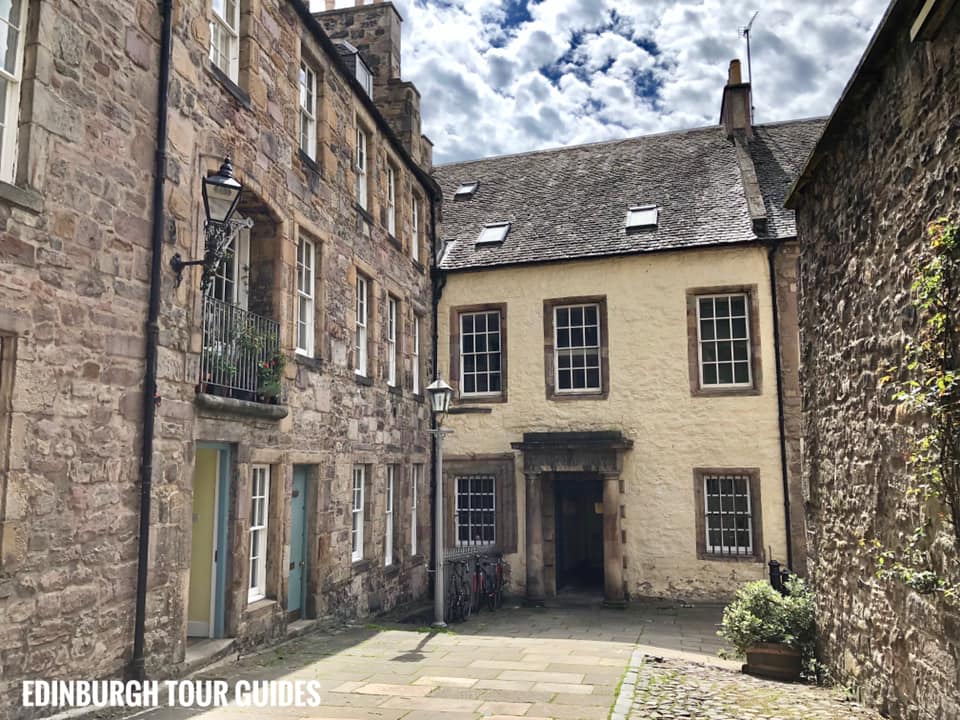Private Tours Edinburgh