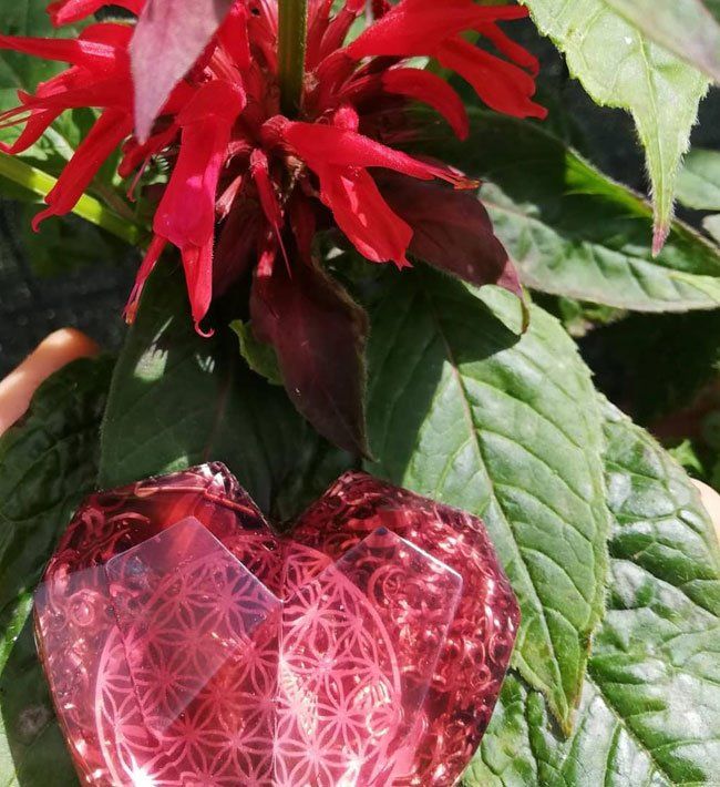 Orgonit Handarbeit als Herzform