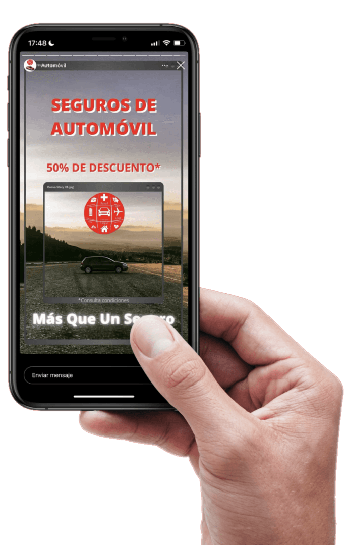 Mano sosteniendo un smartphone