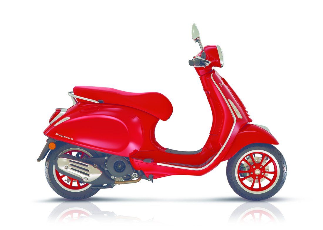 Vespa Primavera 50 Red