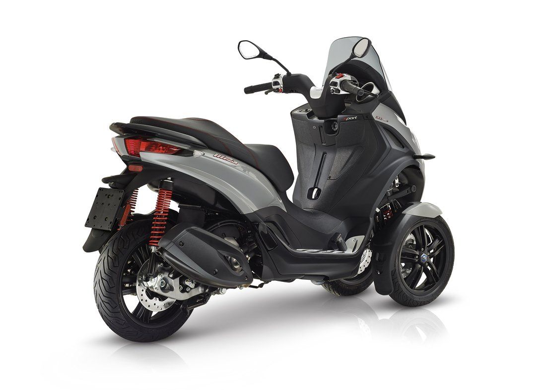 Piaggio MP3 Sport