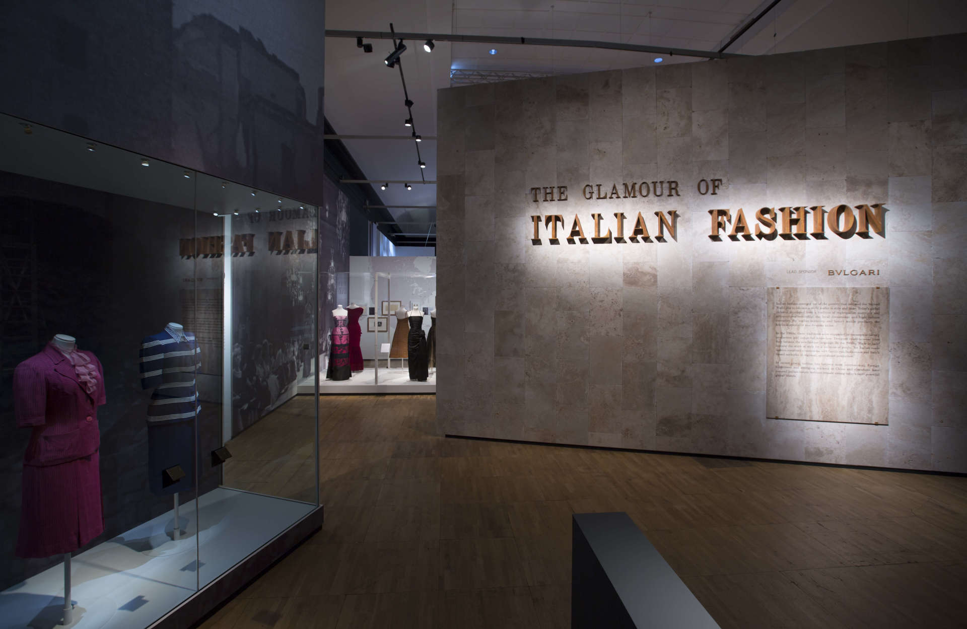 london-victoria-and-albert-museum-italian-fashion-wissen-ist-mehr