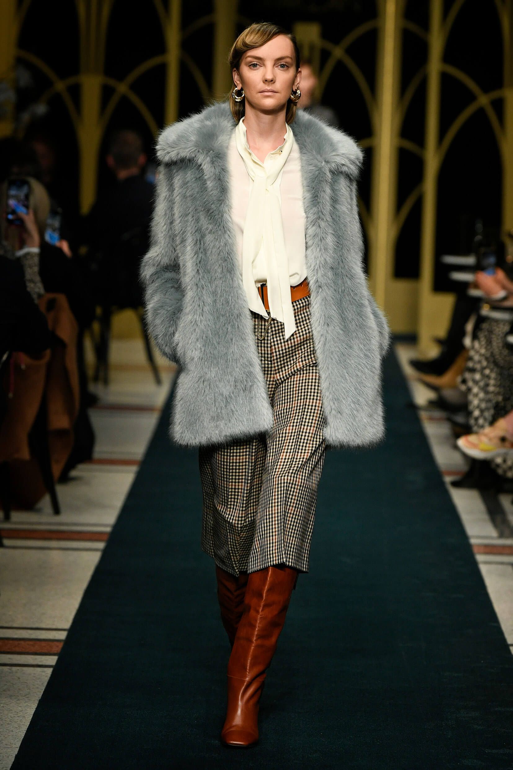 marc-cain-fashion-show-herbst-winter-2020-2021-mbfw-berlin-wissen-ist-mehr