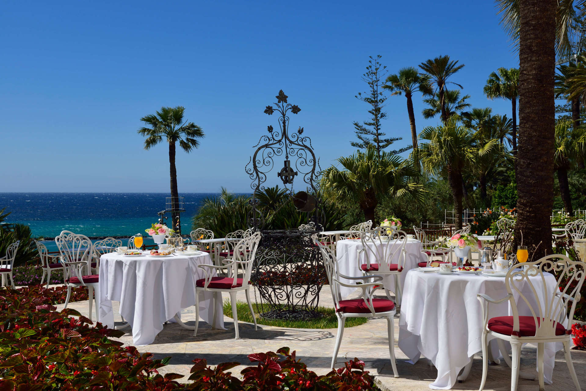 royal-hotel-san-remo-wissen-ist-mehr-8-restaurant-breaktfast-terrasse