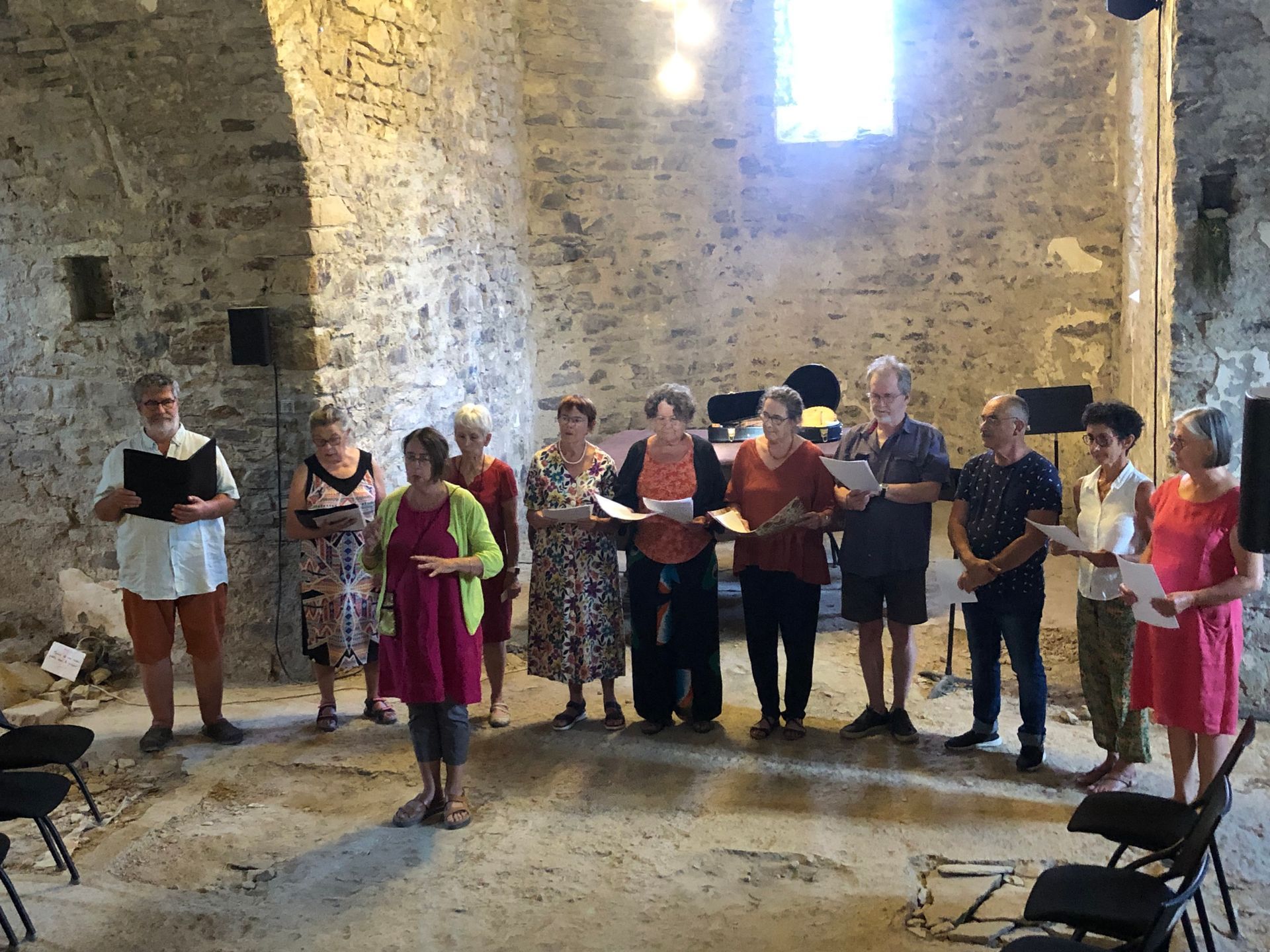 Claire Chevalier chanteuse, stage, chant médiéval, Corconac, Gard