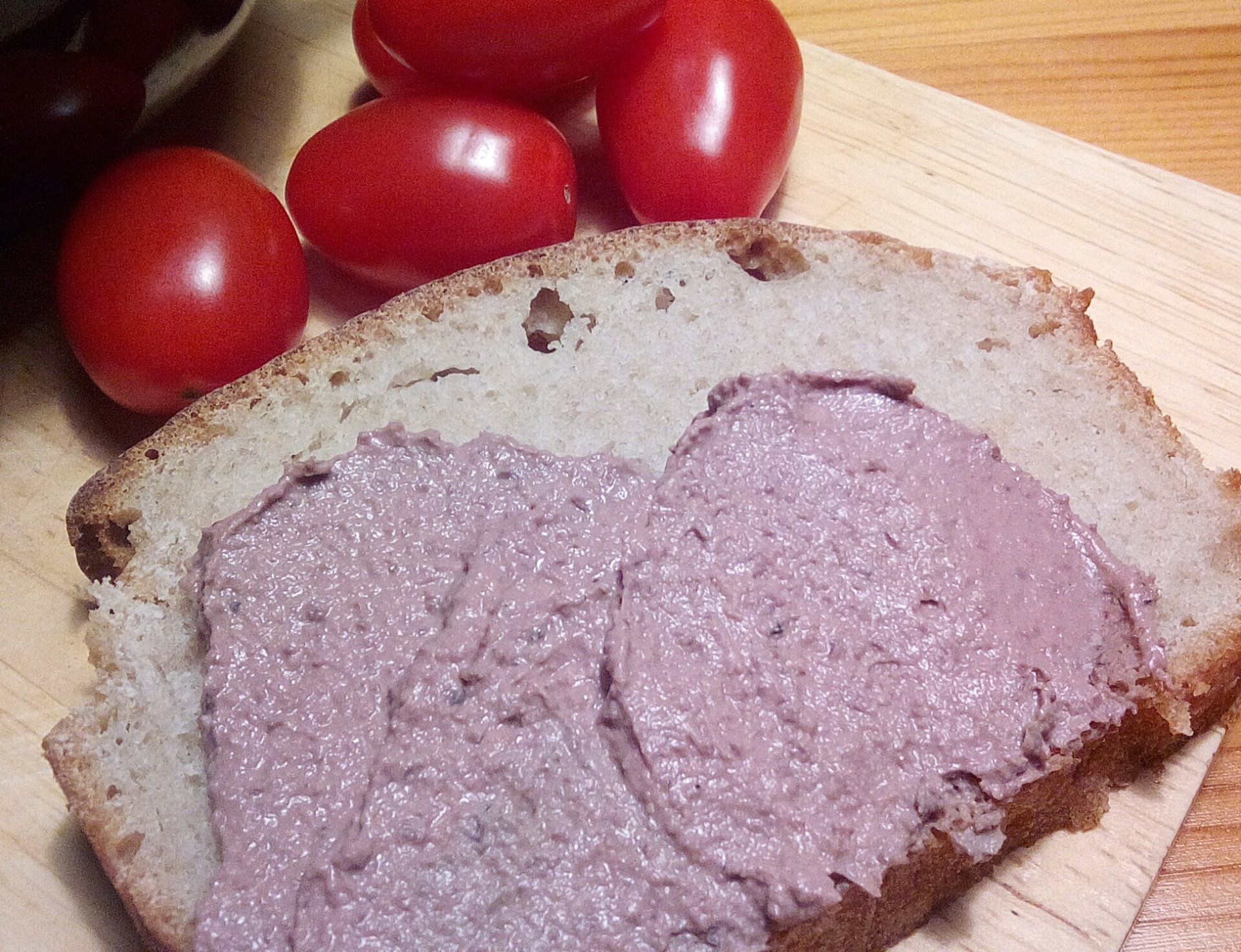 schmeckt leckerer, als es aussieht Hähnchenleberpastete