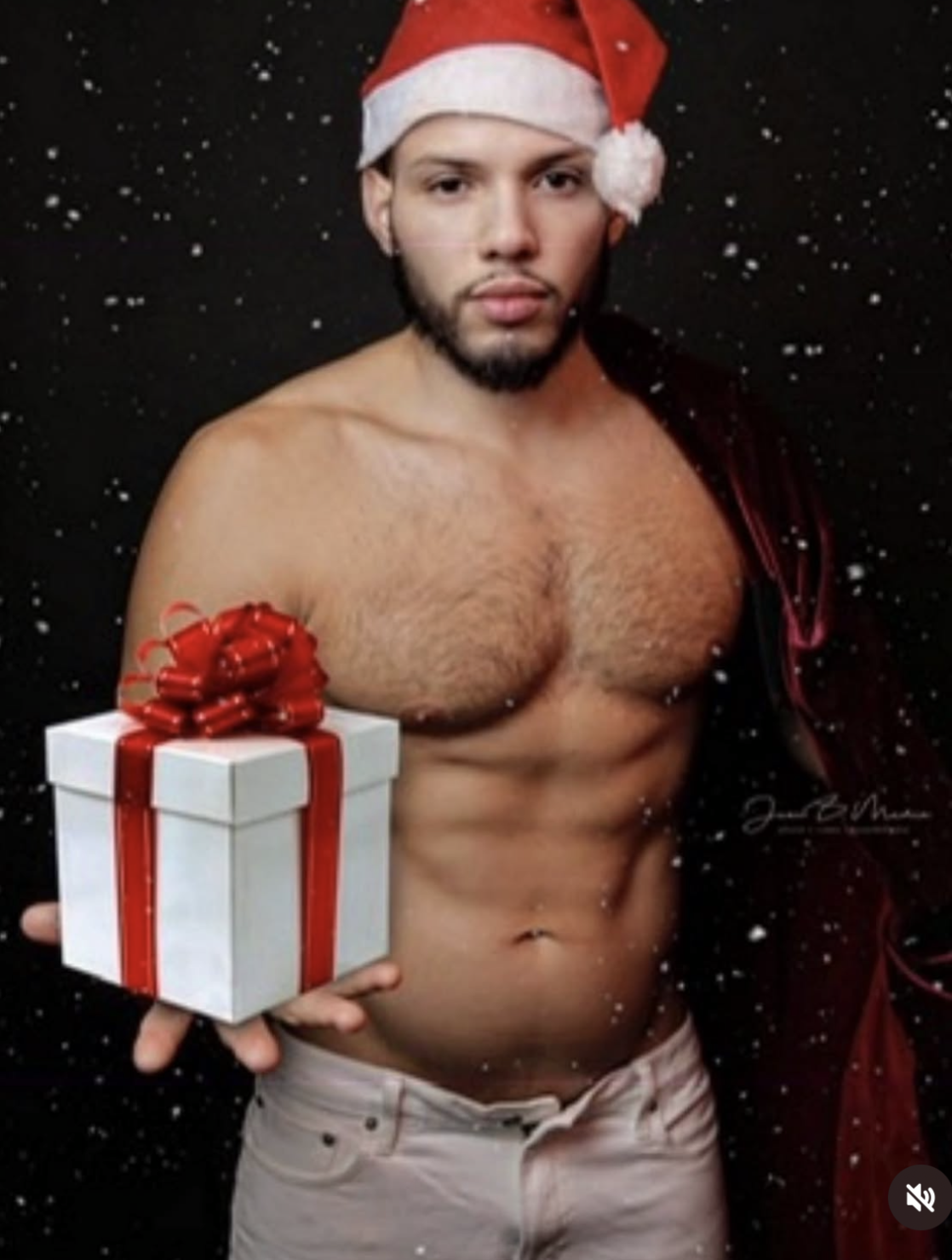 Hire Male Strippers NYC for Bachelorette Parties