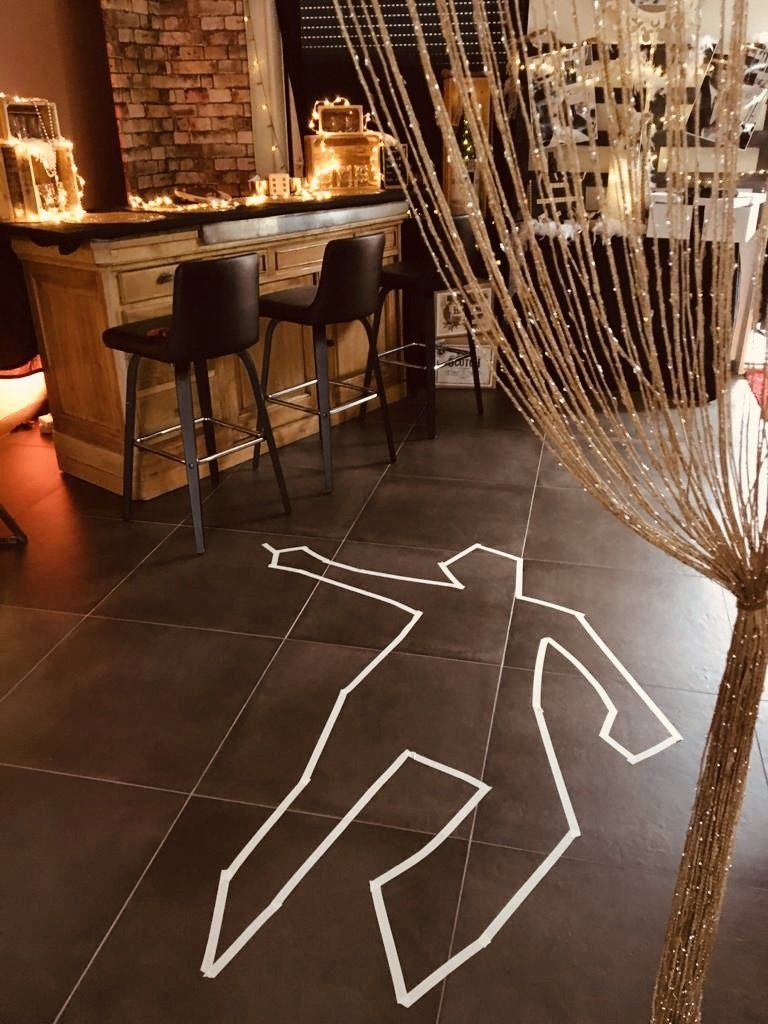 Une décoration immersive pour un anniversaire Peaky Blinders