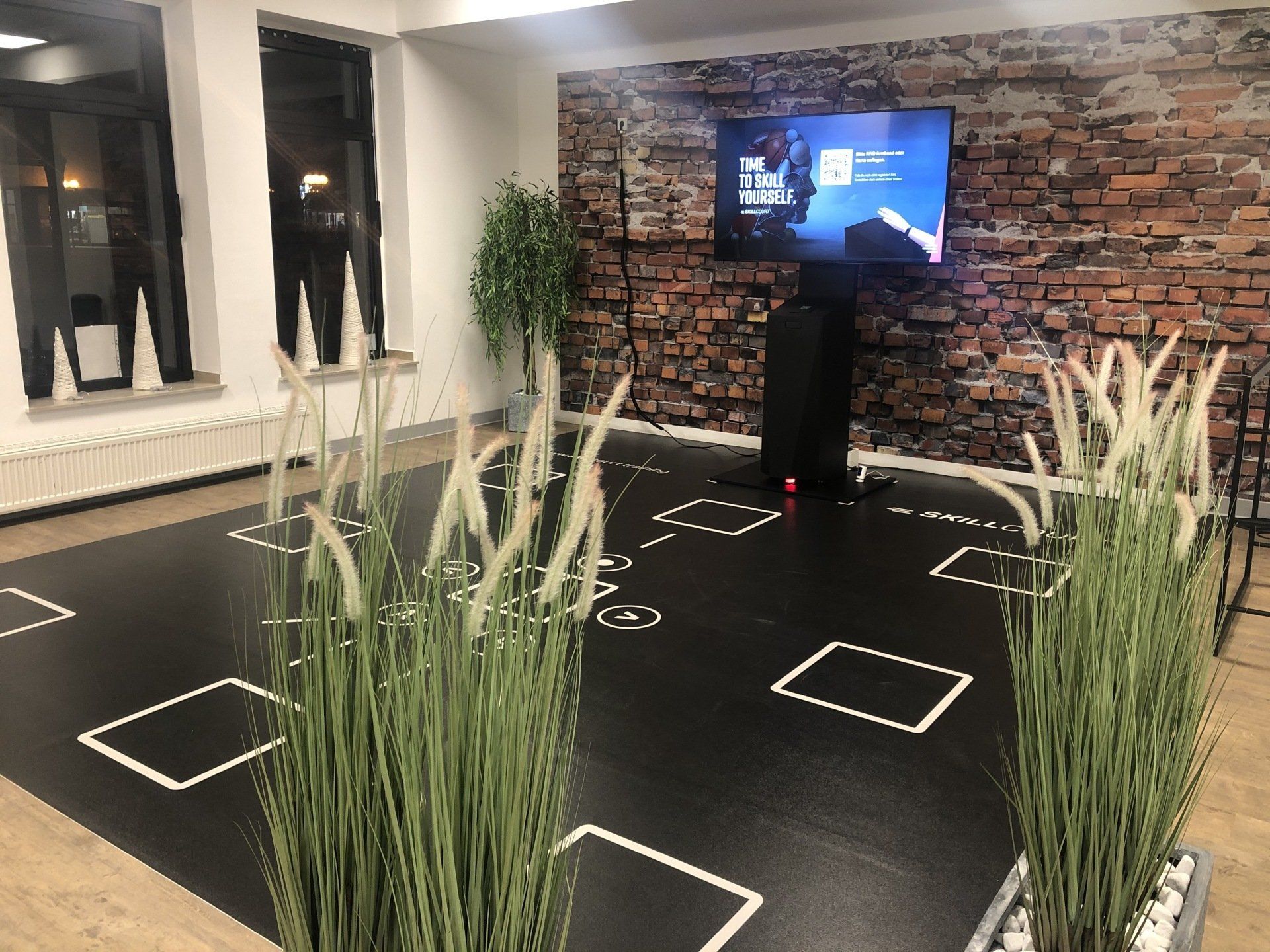 Skillcourt mit Spielfläche im Gesundheitsheitsstudio