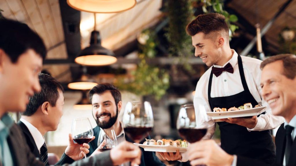 ¿Cual es la Diferencias entre Banquete y Catering?