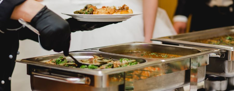 ¿Qué es el servicio de catering con chef?