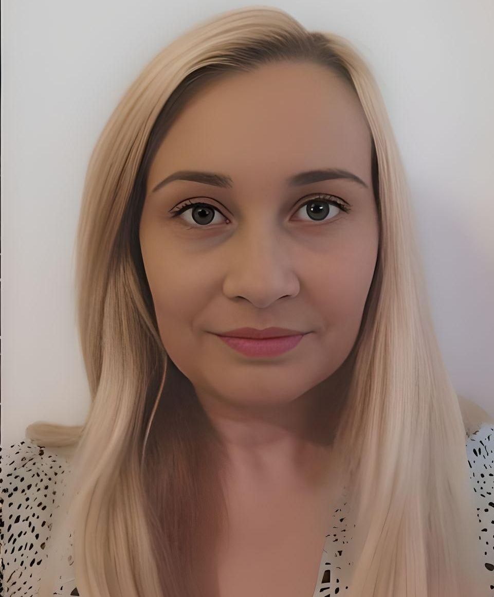 Larissa English & Maths & School Entrance