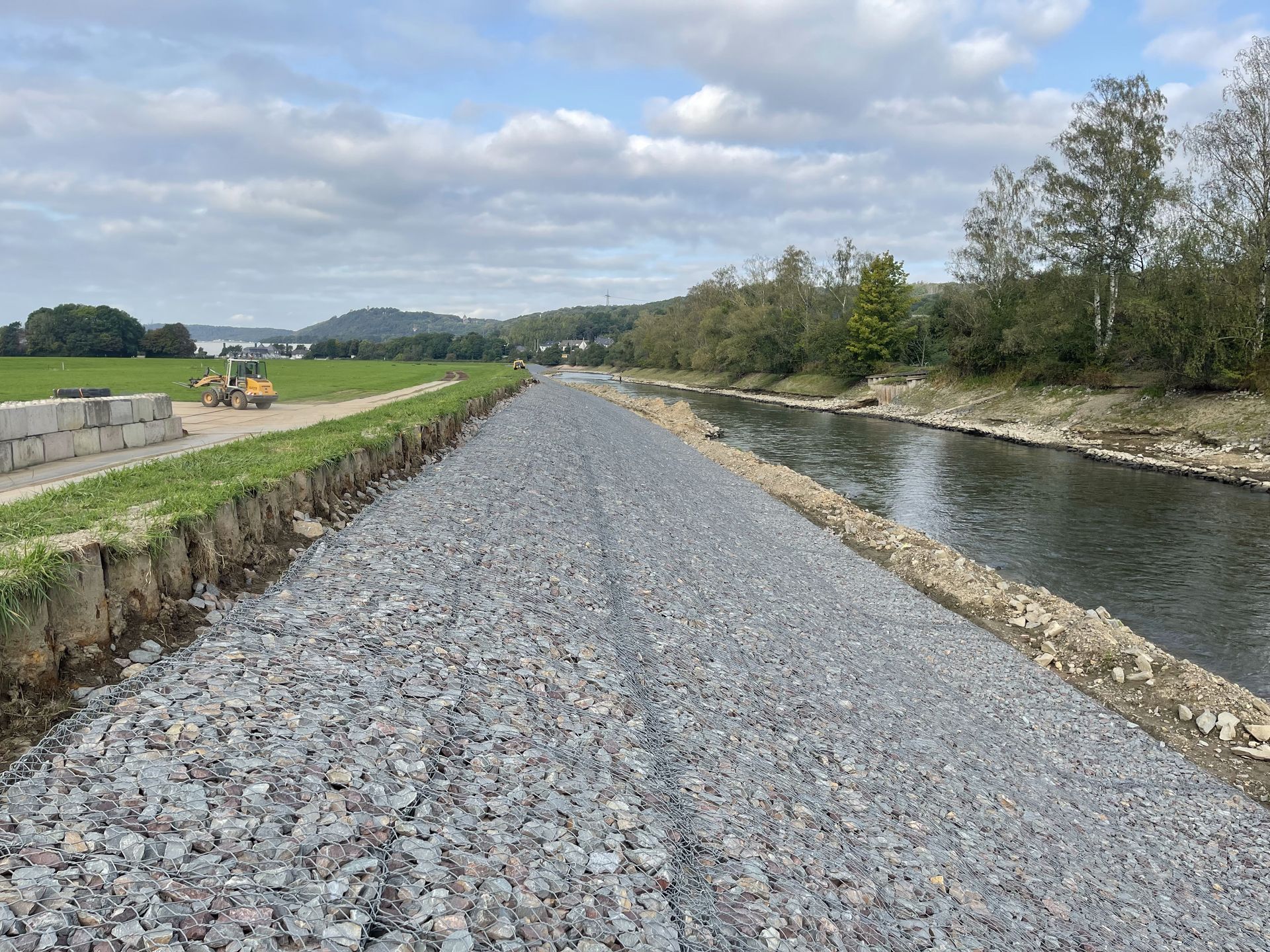 Flussmatratzen, RENO Matratzen, Ufersicherung, Gabionen, Steinmatratze, Wasserbau, Hydraulik, Sohlsicherung, Kolkschutz
