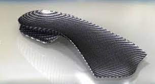 Plantari su misura in fibra di carbonio