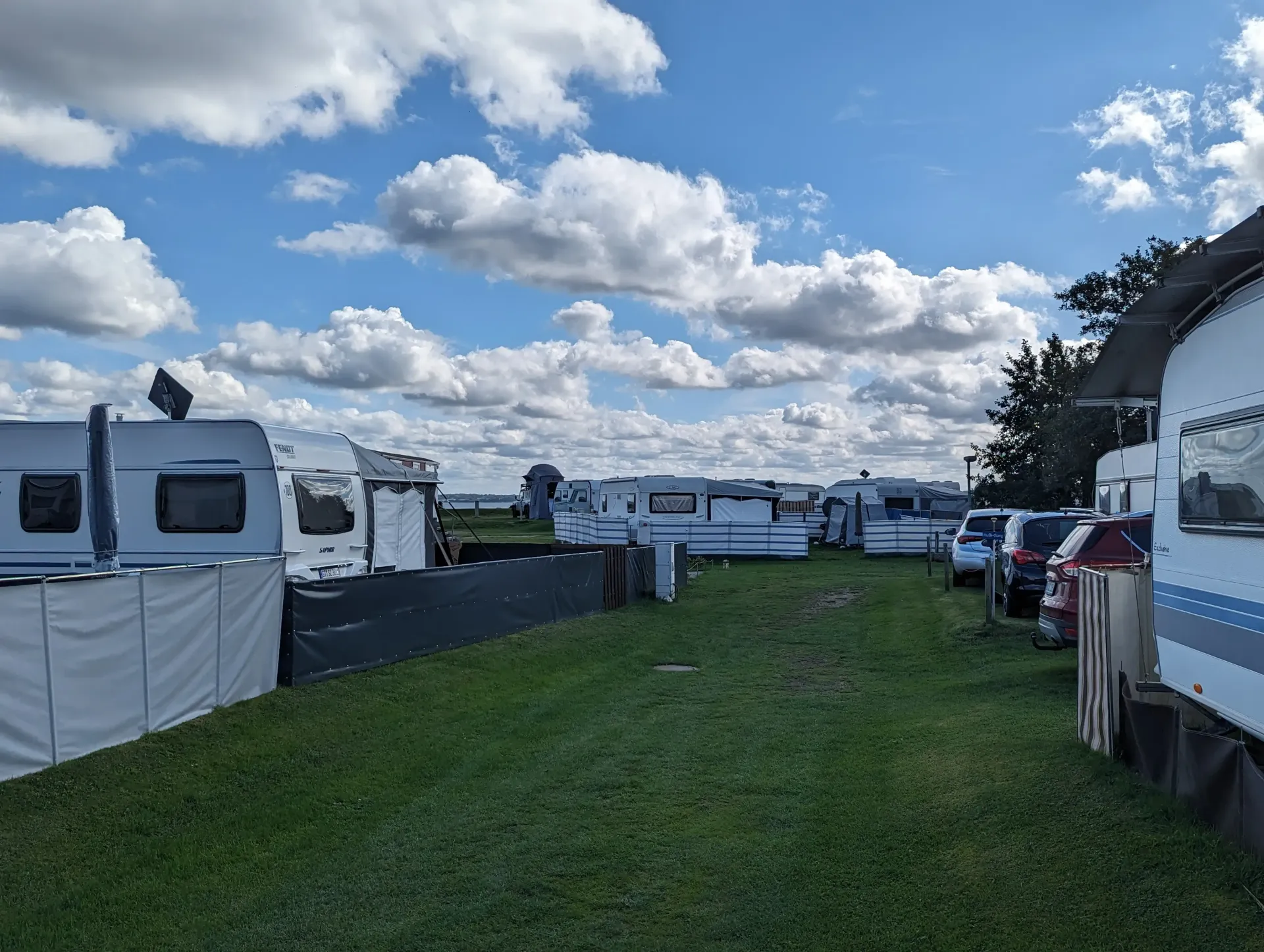 Campen an der Ostsee auf dem Ostseecamp Lehmberg – dem Campingplatz in Waabs an der Ostsee.