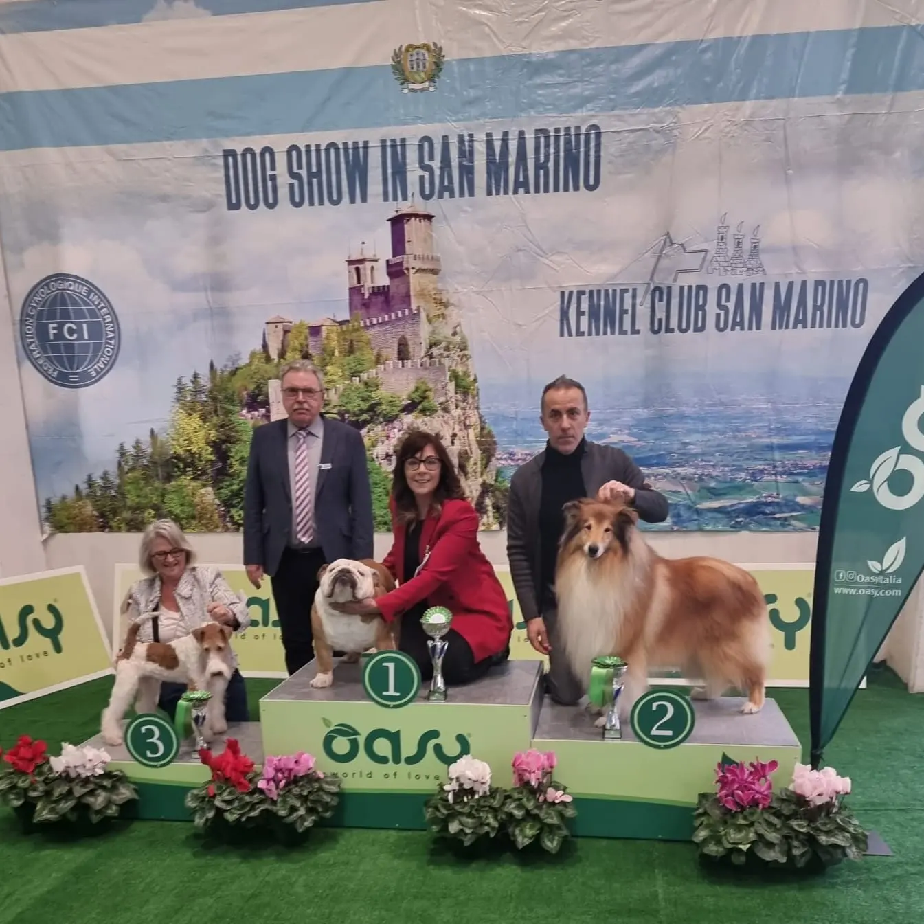 Zeus IV de Breogan - Kinderbull - Rottweiler Exturion Bull Lars Ulrich - Kinderbull - Bulldog Inglés