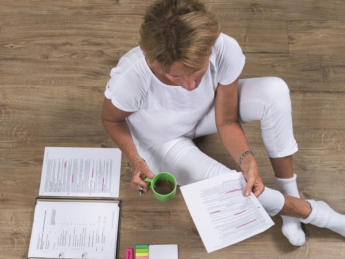 Hilfe beim Online-Banking, ems menden, Eva-Maria Schulze begleitet Sie beim Online-Banking