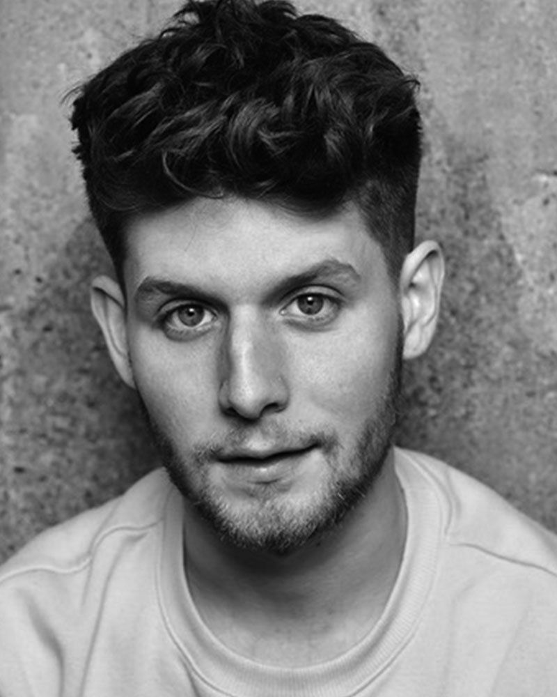 Karim Plett · Coach für Tanz, Schauspiel und Minis Karim Plett · Coach für Tanz, Schauspiel und Minis