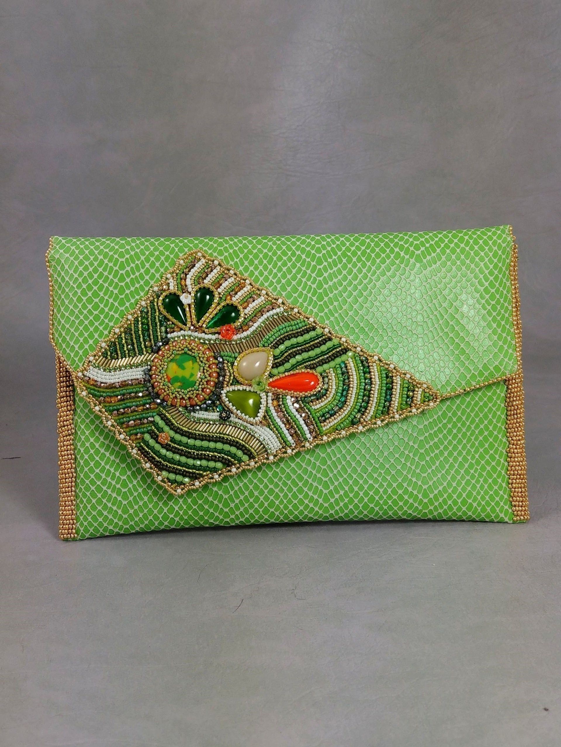 Zum Vergrößern klicken Sie auf das Bild Bead embroidery Clutch Jamie Cloud Eakin Dimensional Bead Embroidery