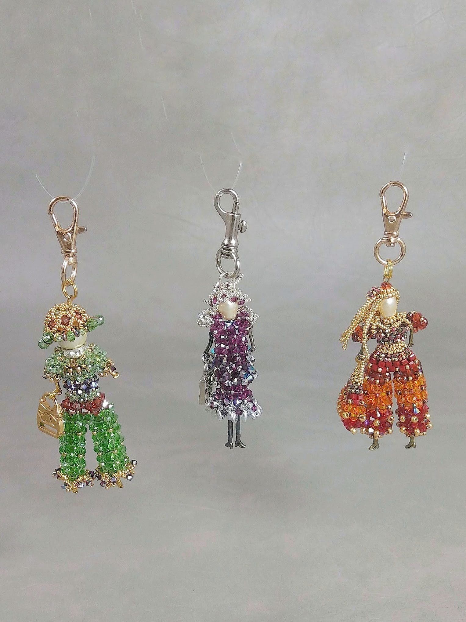 Zum Vergrößern klicken Sie auf das Bild Edgar Lopez Dolls Swarovski Puppen