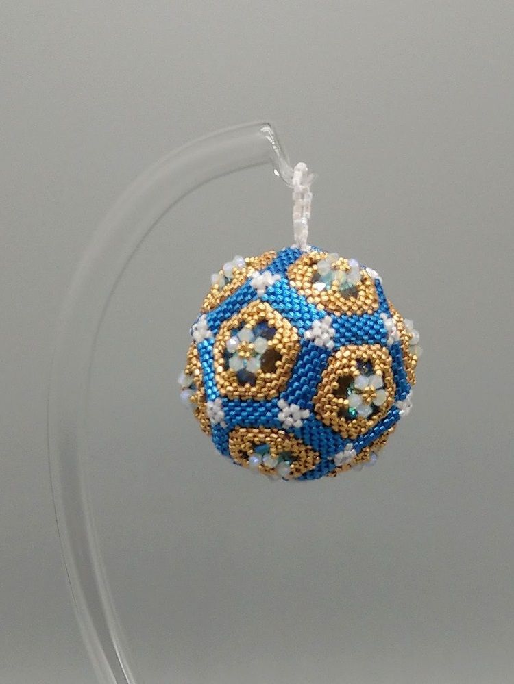 Zur Vergrößerung klicken Sie auf das Bild Jean Power Secret christmas beadalong 2023