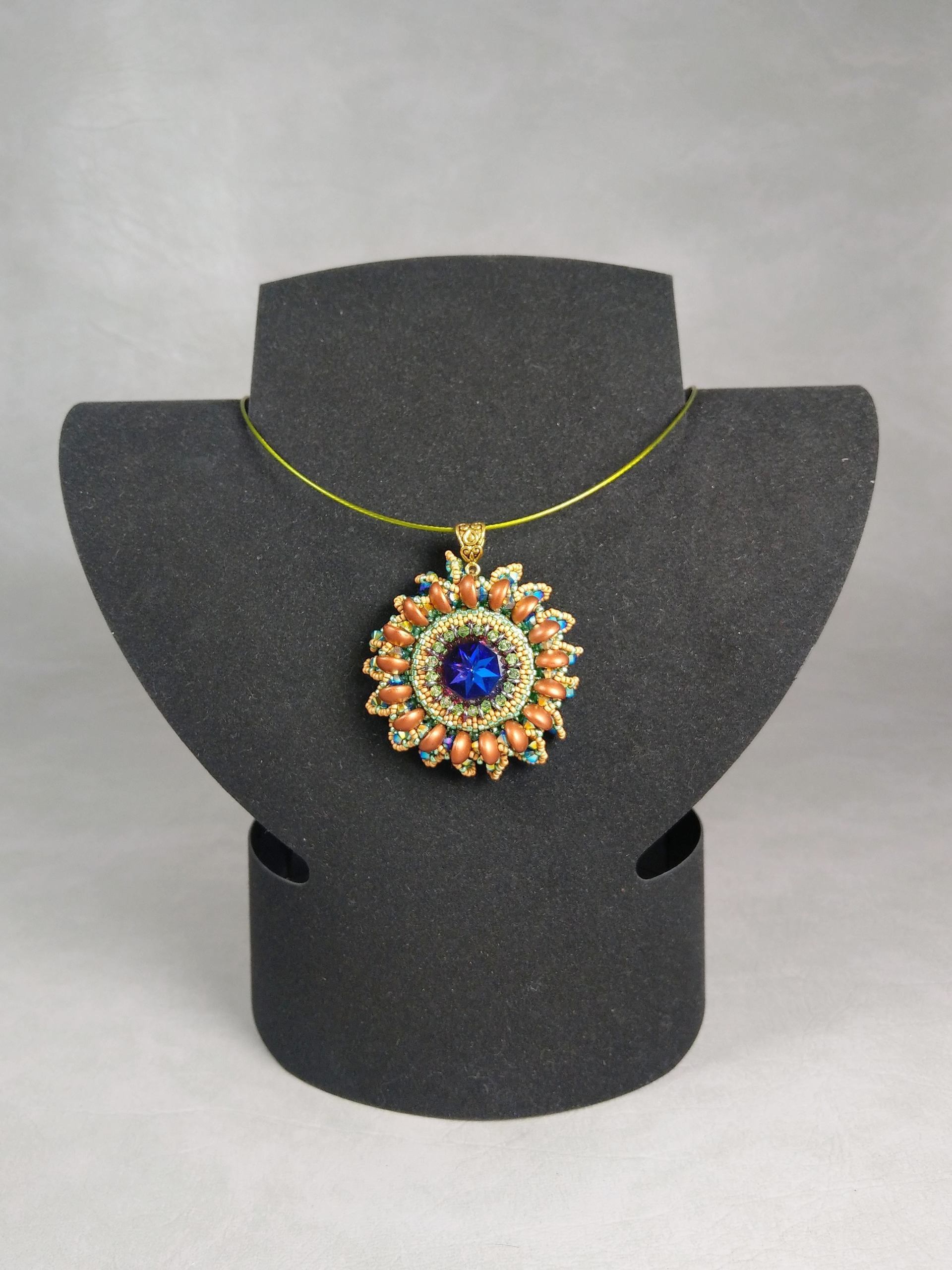 Zum Vergrößern klicken Sie auf das Bild Laura Giusti O sole mio Swarovski Round Stone Rivoli Piggy