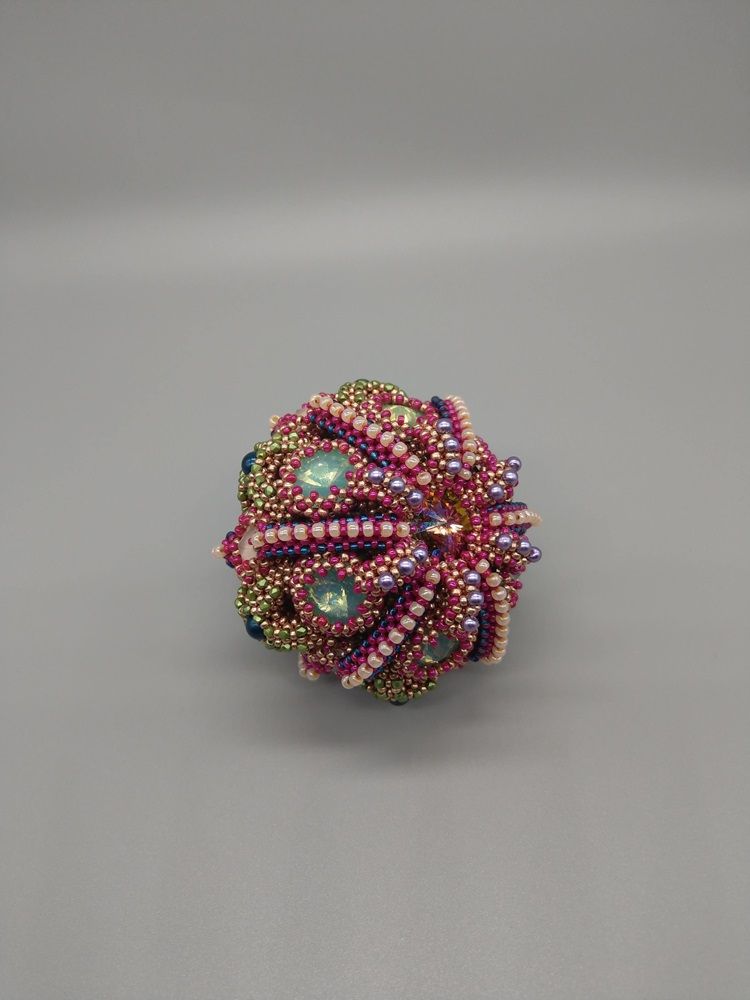 Zum Vergrößern klicken Sie auf das Bild Sabine Lippert Donut