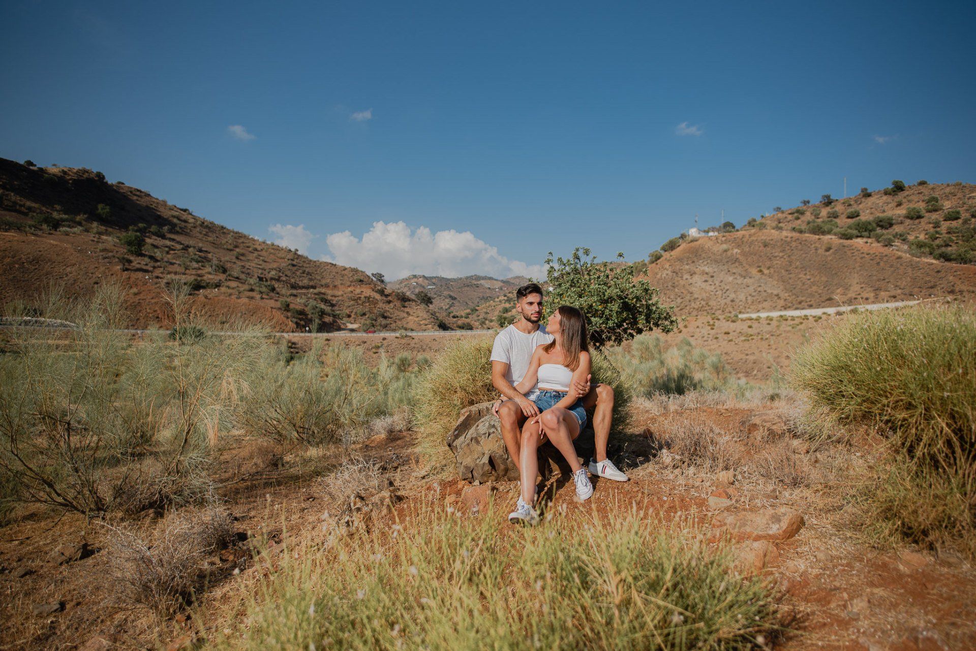 LuciayJose-lovesession-ElTorcal-Antequera