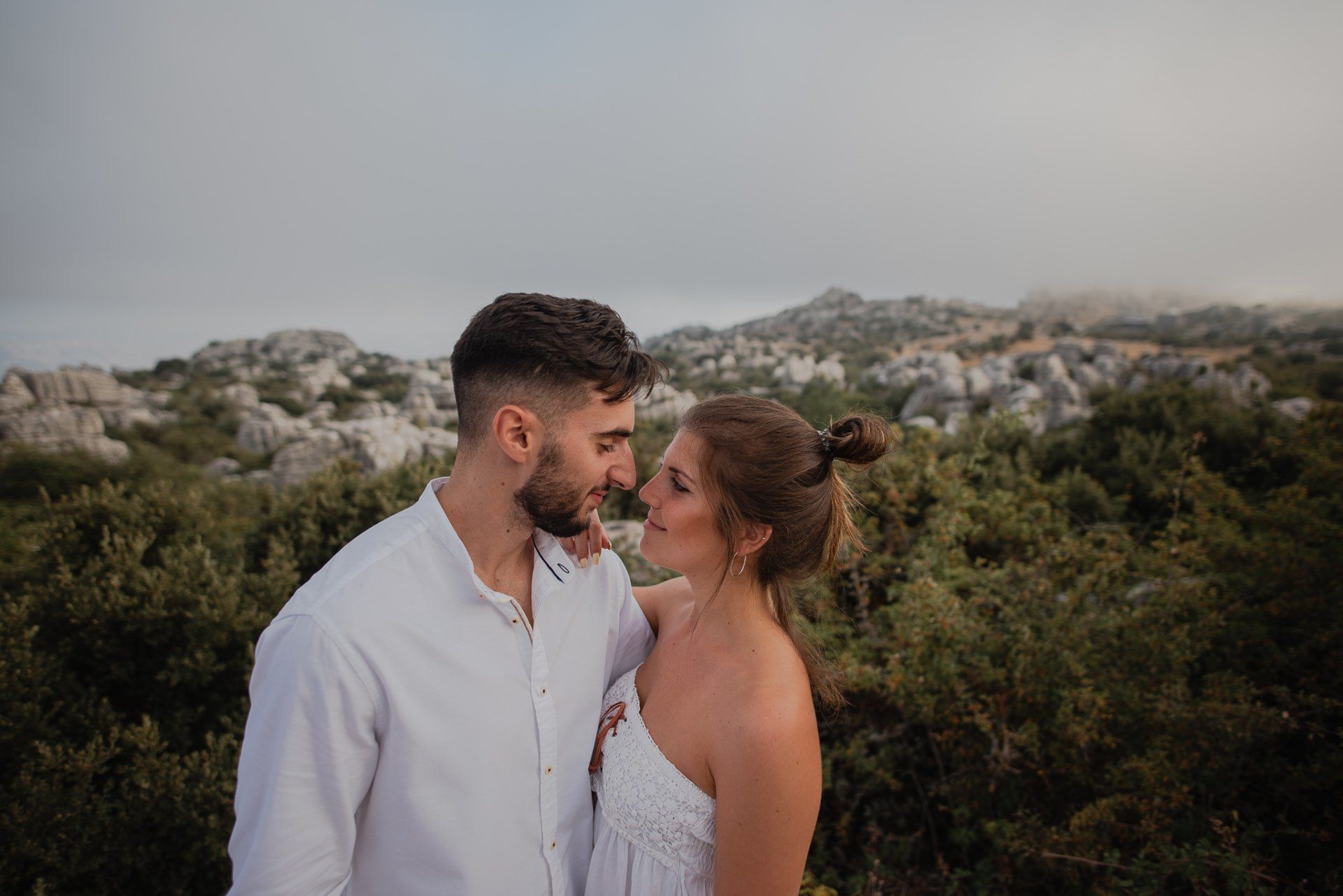 LuciayJose-lovesession-ElTorcal-Antequera