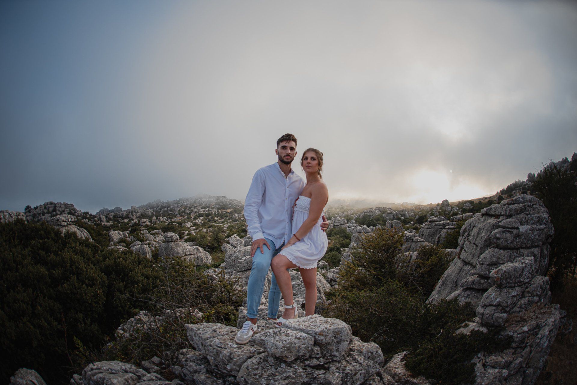 LuciayJose-lovesession-ElTorcal-Antequera