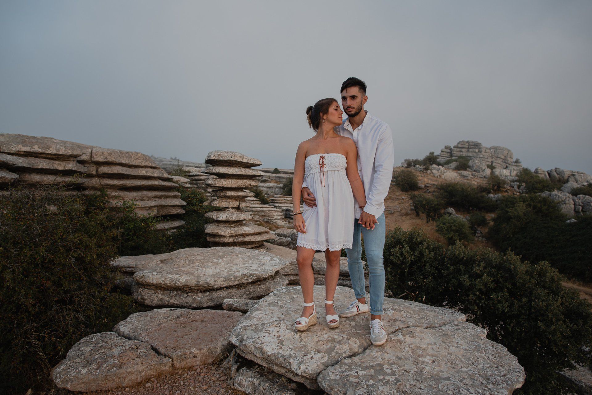 LuciayJose-lovesession-ElTorcal-Antequera