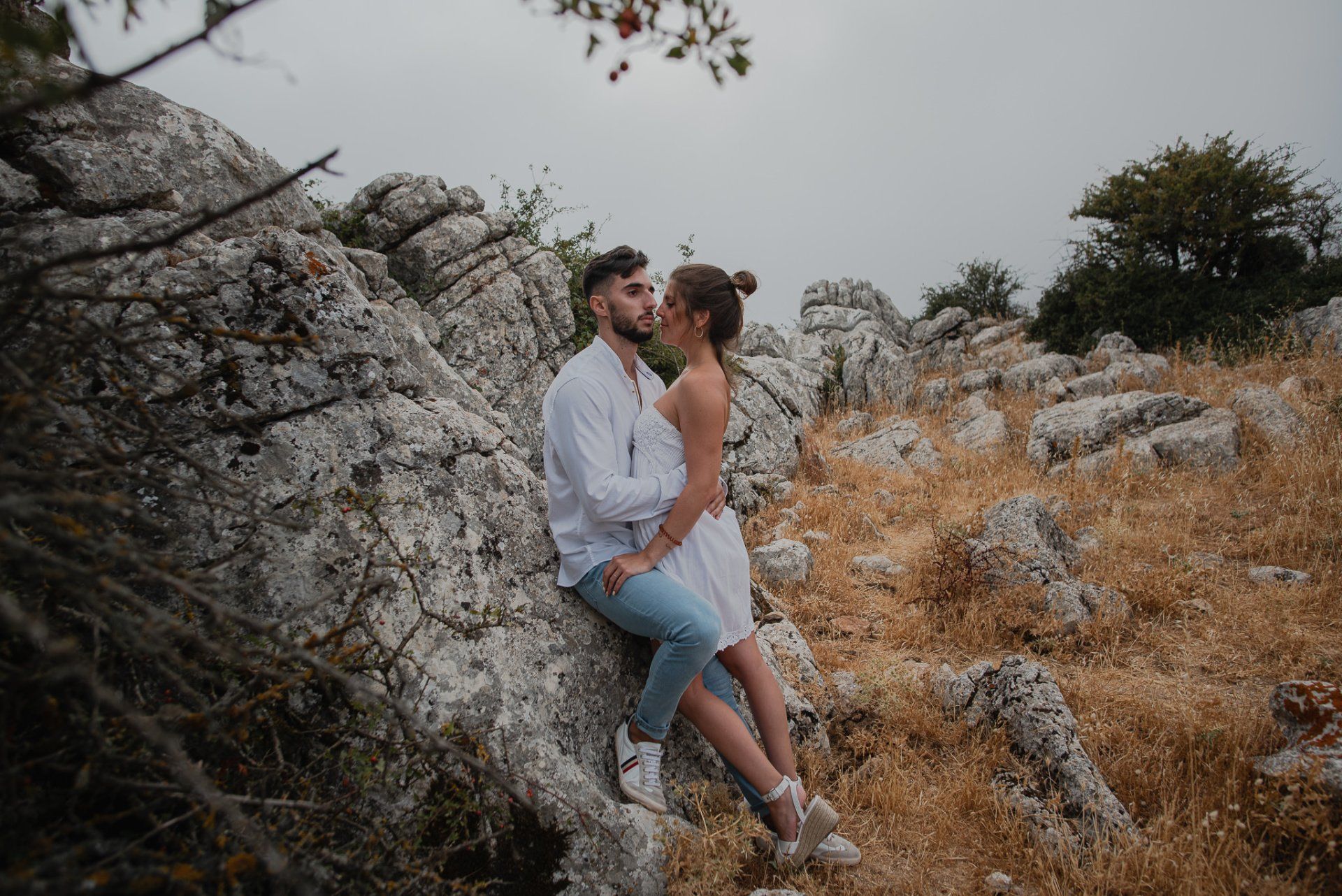 LuciayJose-lovesession-ElTorcal-Antequera
