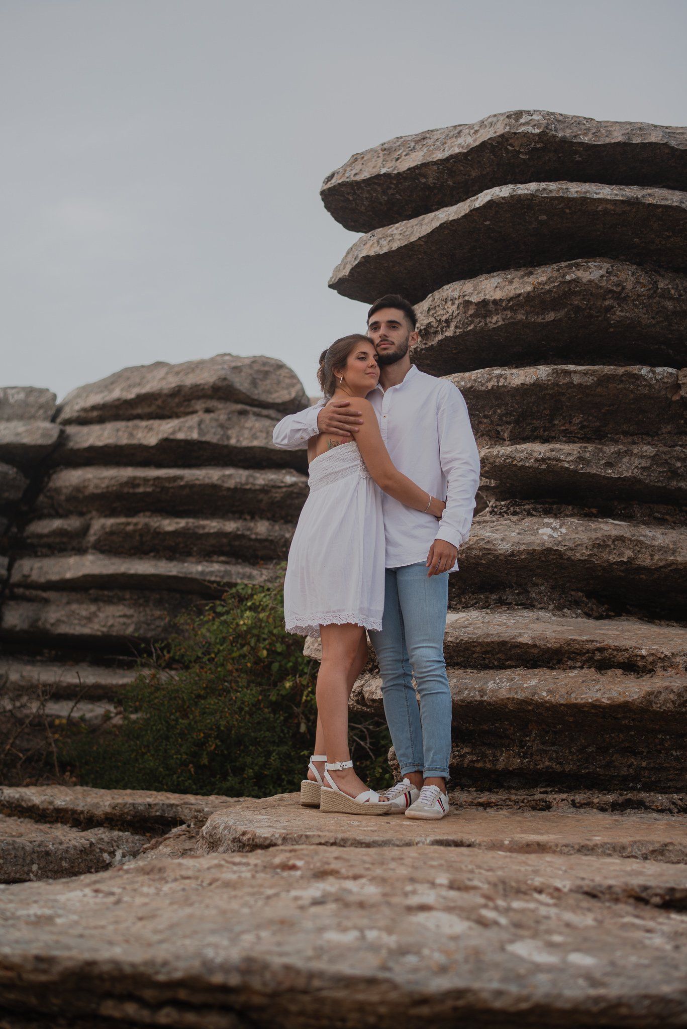 LuciayJose-lovesession-ElTorcal-Antequera