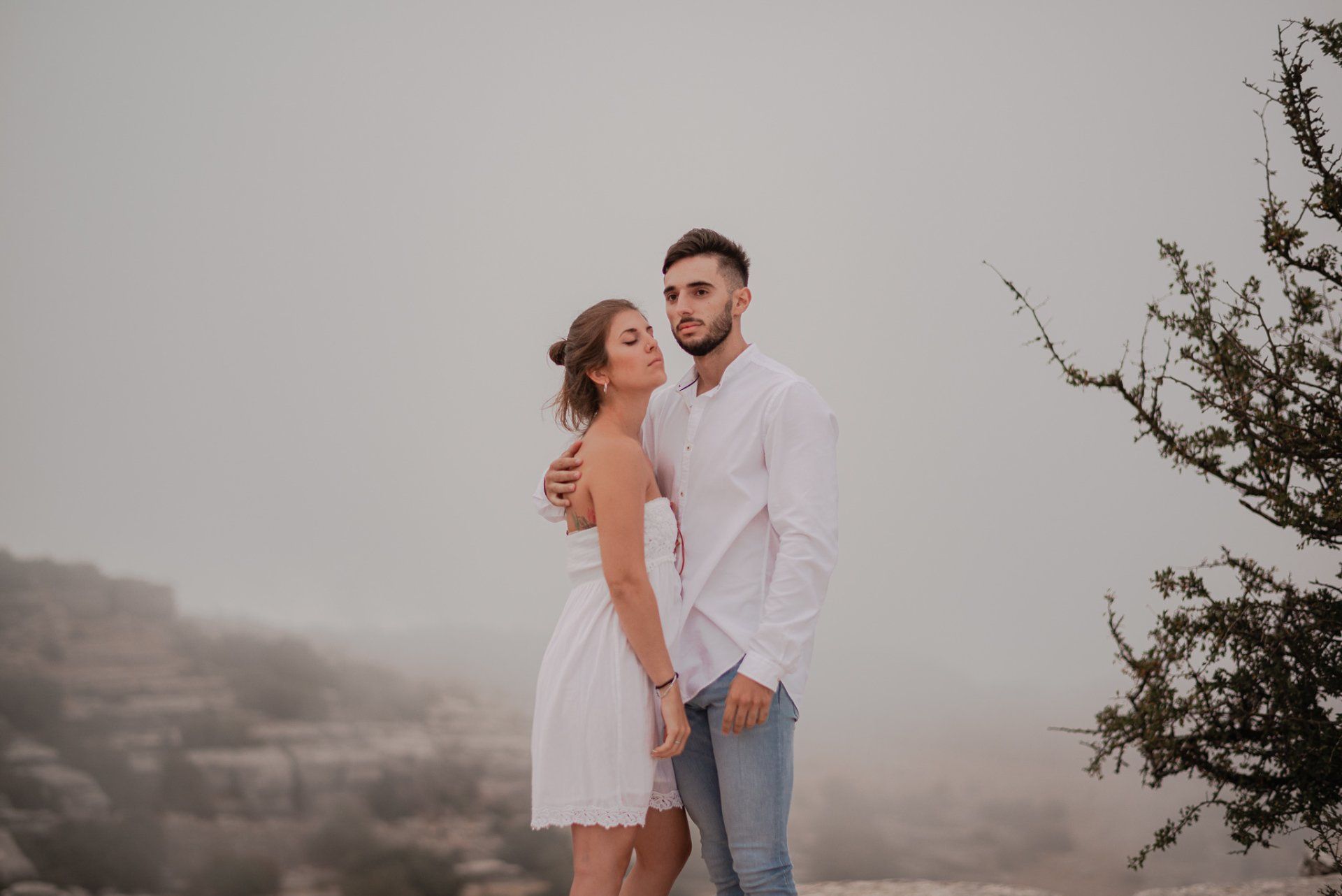 LuciayJose-lovesession-ElTorcal-Antequera