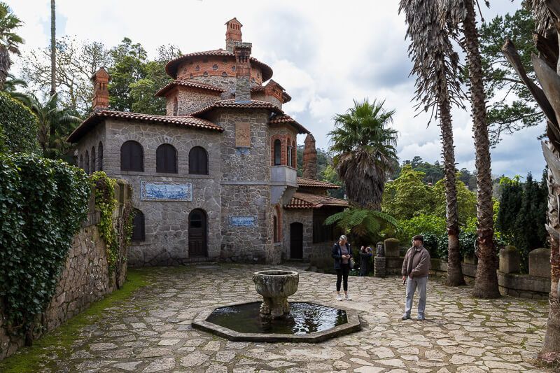 Vila Sassetti auf dem Weg in die Altstadt von Sintra.