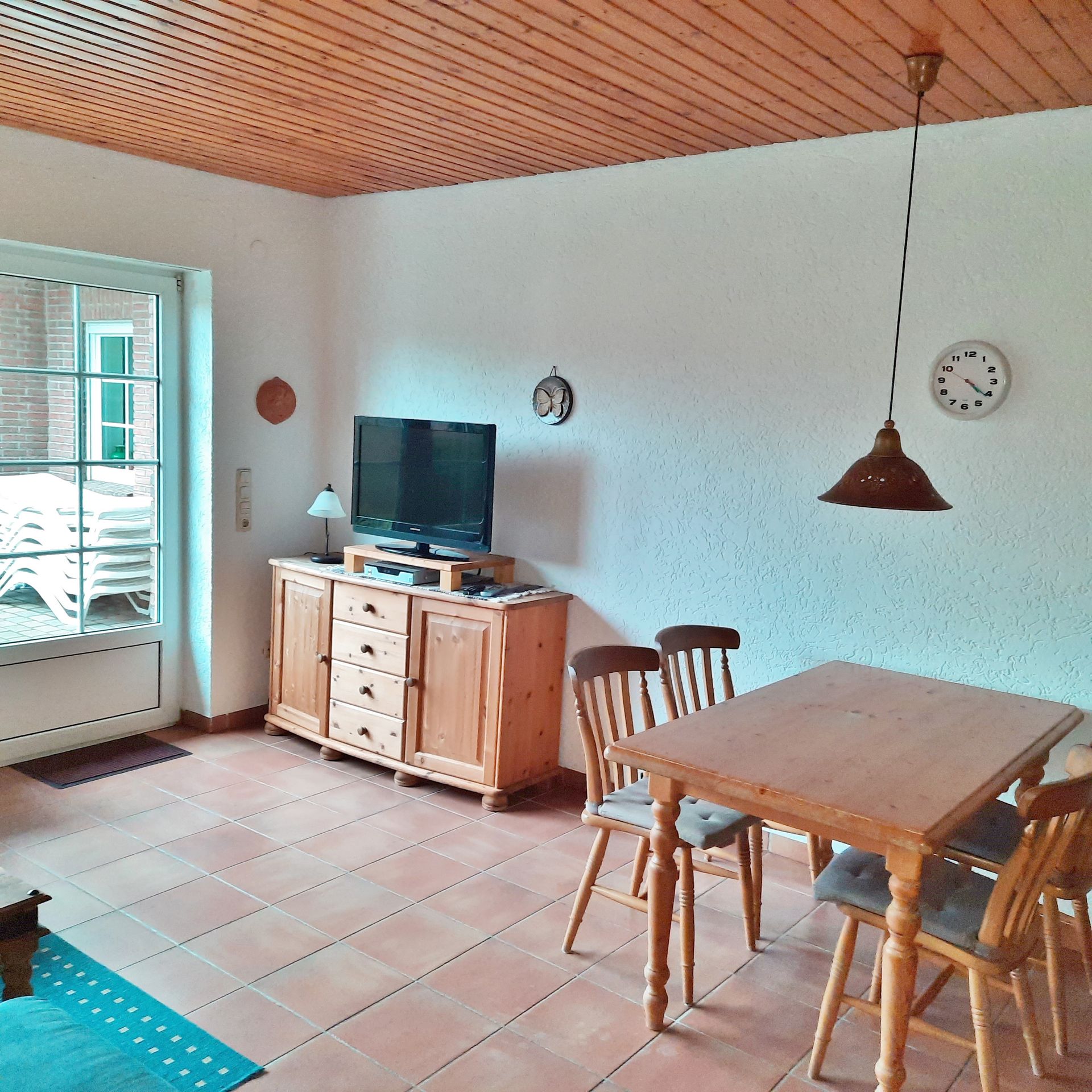 TV und Essplatz Ferienhaus Queller 13a Nordsee Friedrichskoog