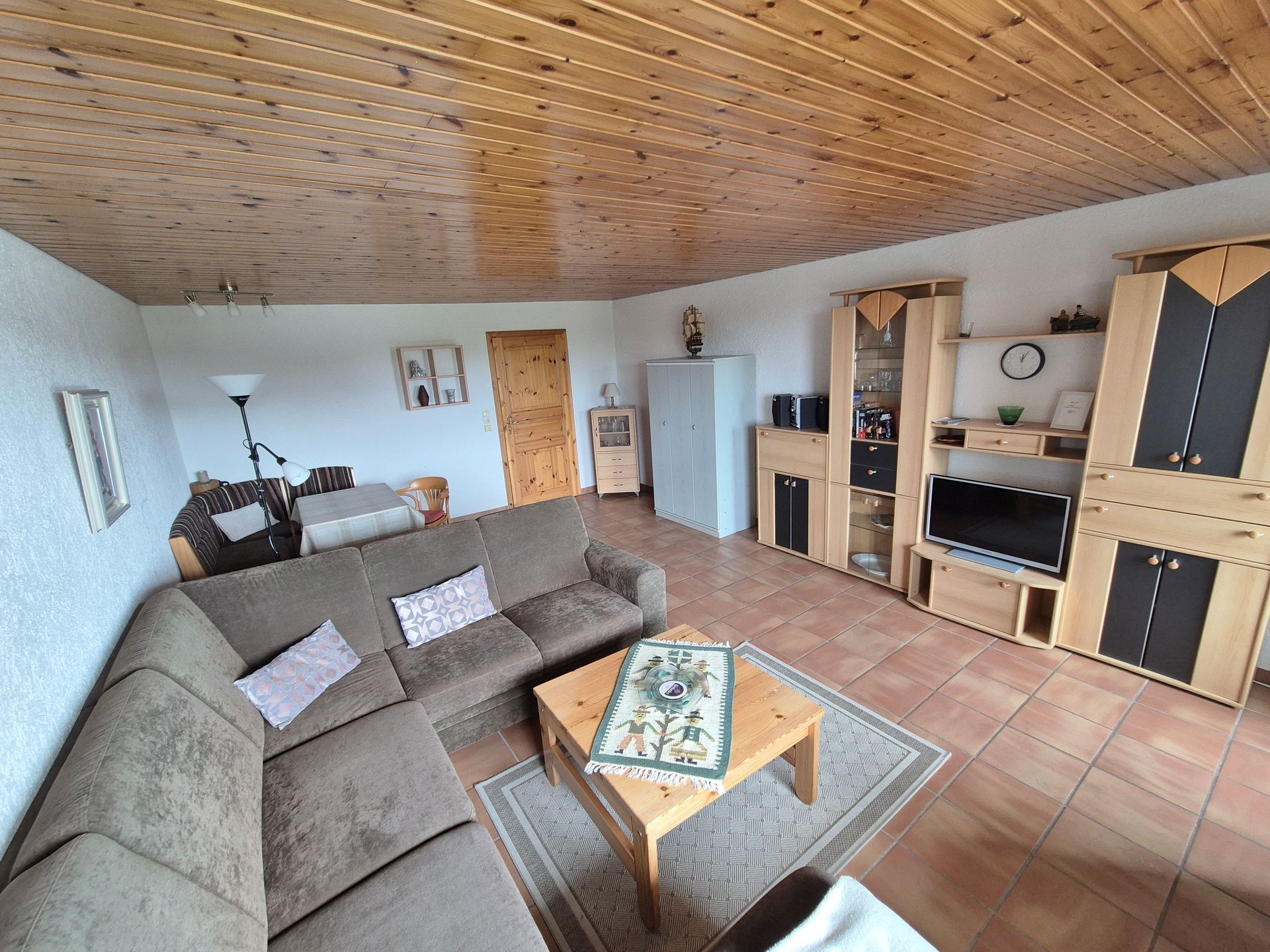 Wohnraum mit Essplatz Ferienwohnung 129 Koogstraße 132 Nordsee Friedrichskoog