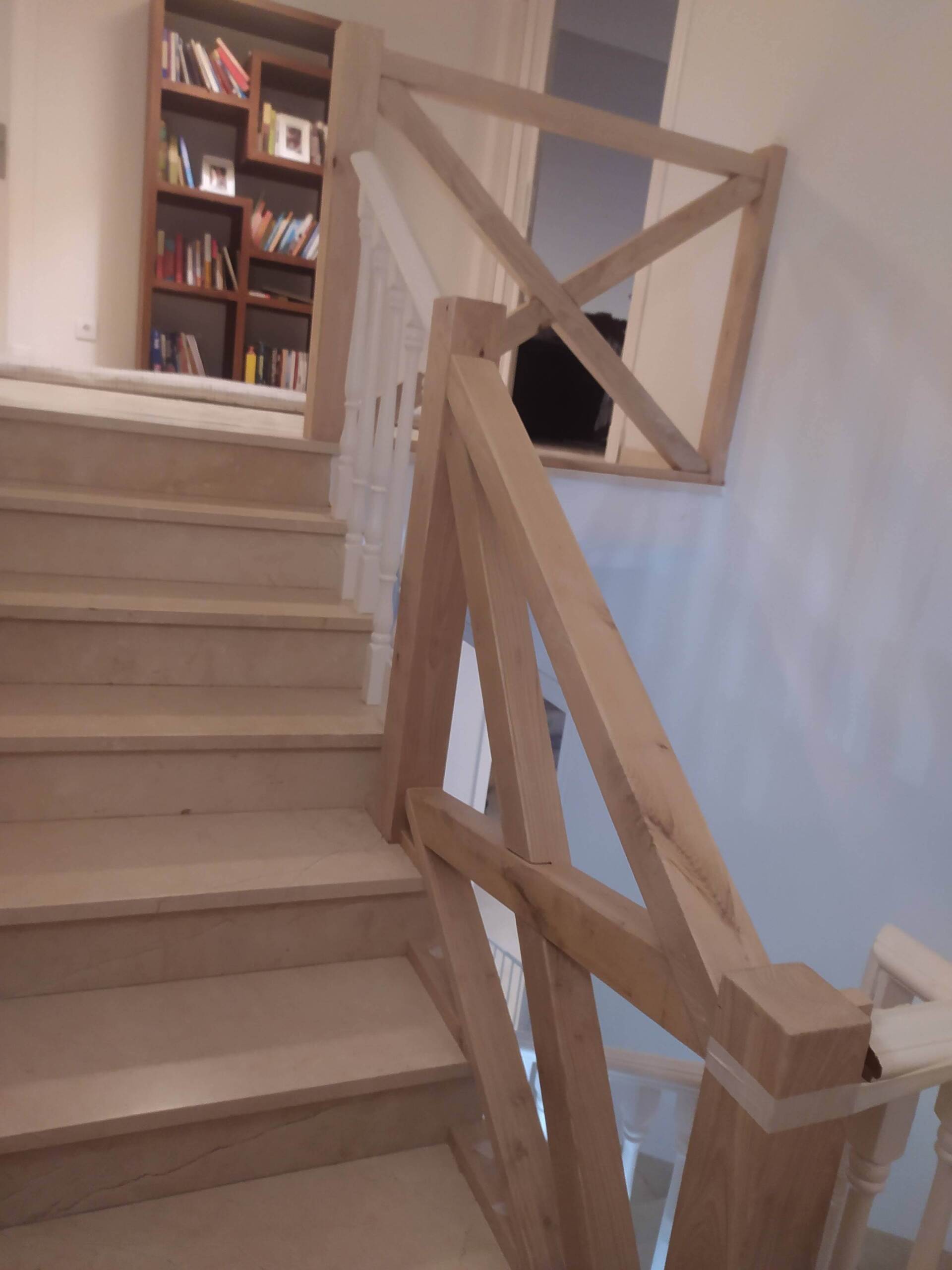 Barandilla de madera de castaño