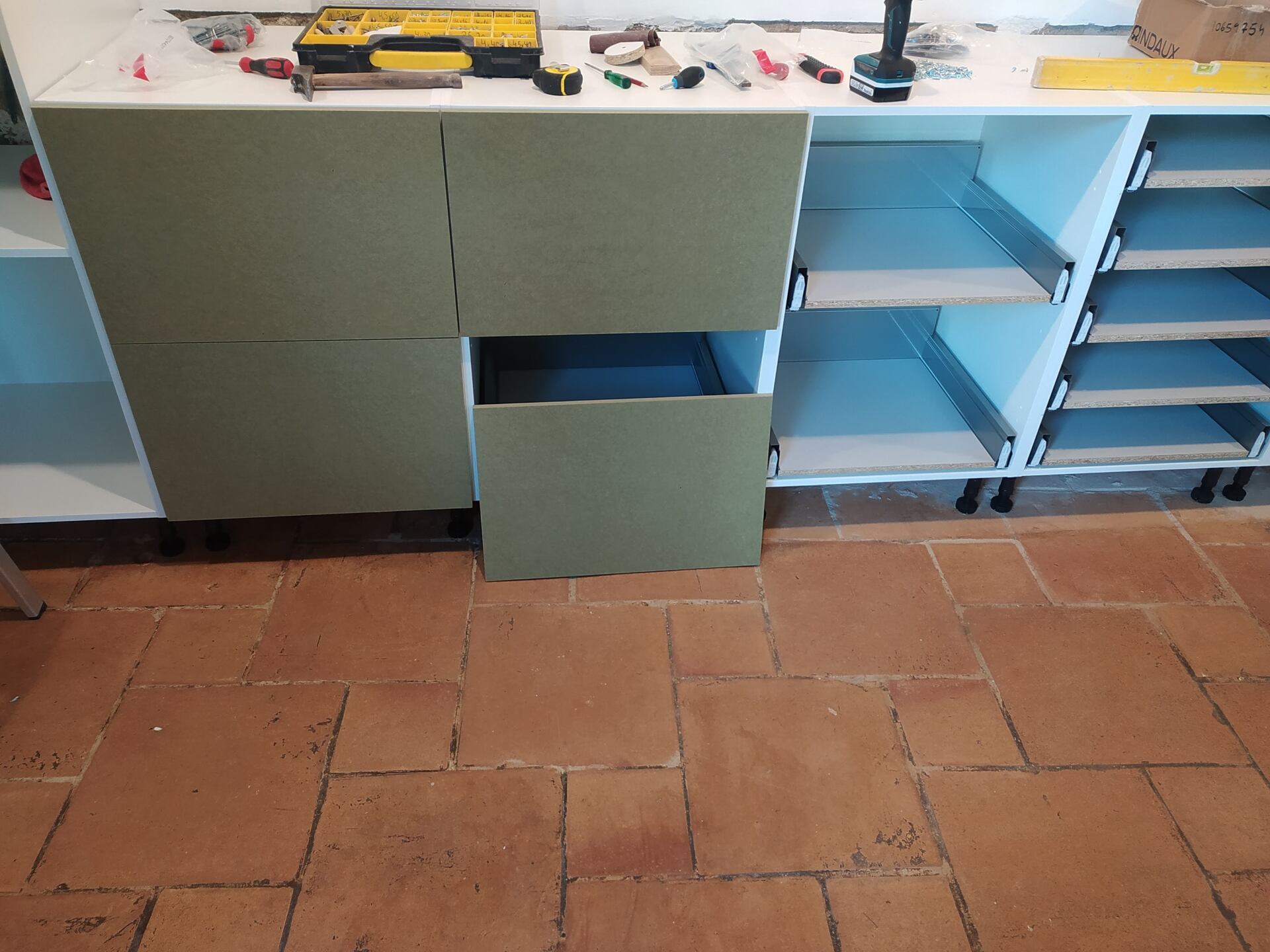 instalacion de puertas de cocina