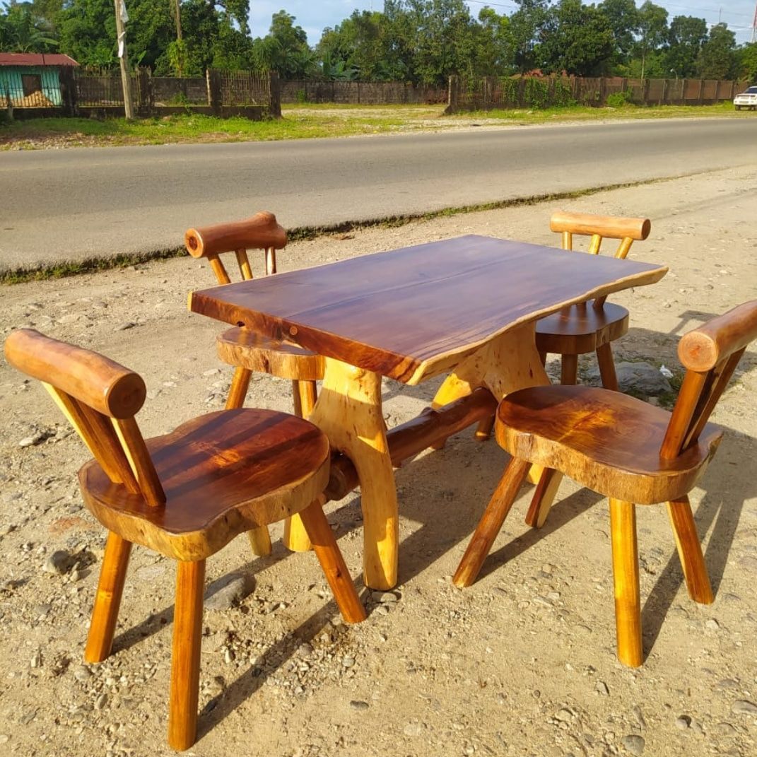 muebles coloniales