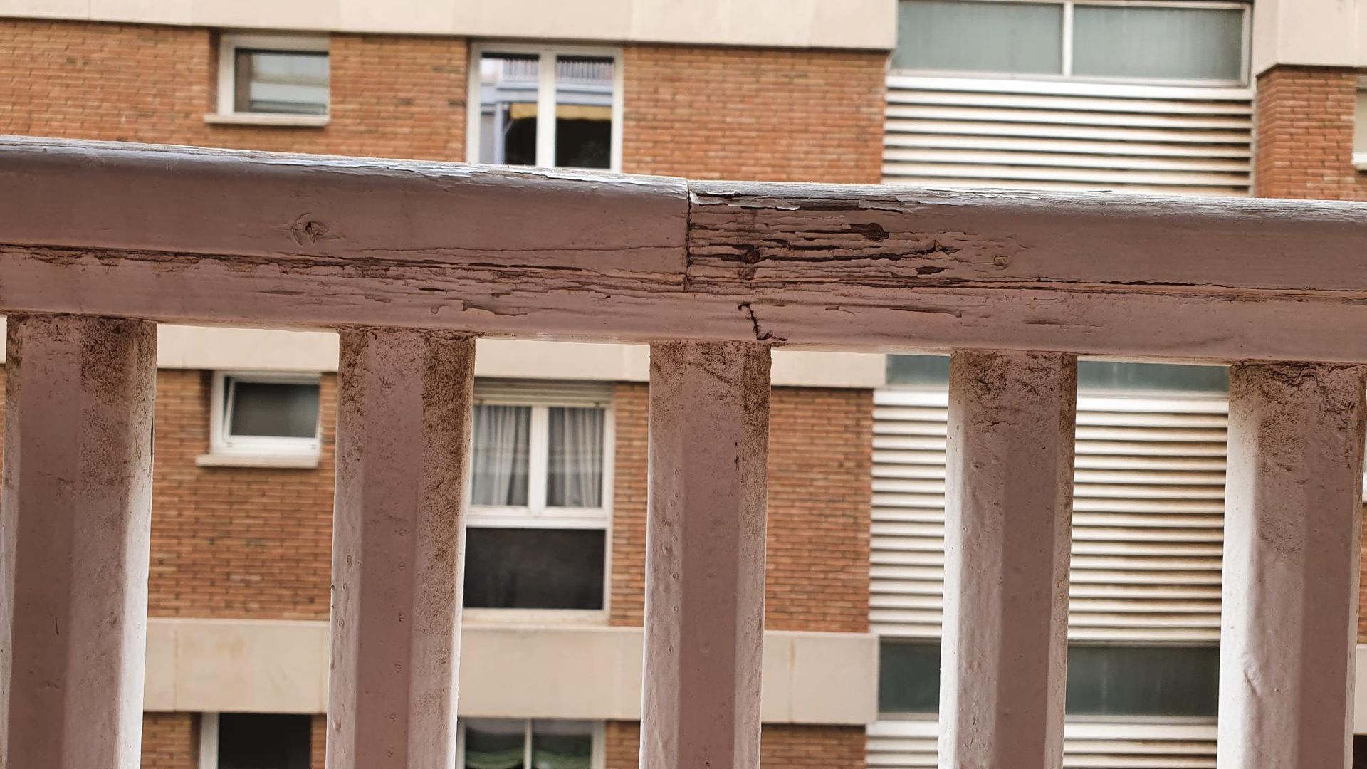 Reparación de barandillas de madera