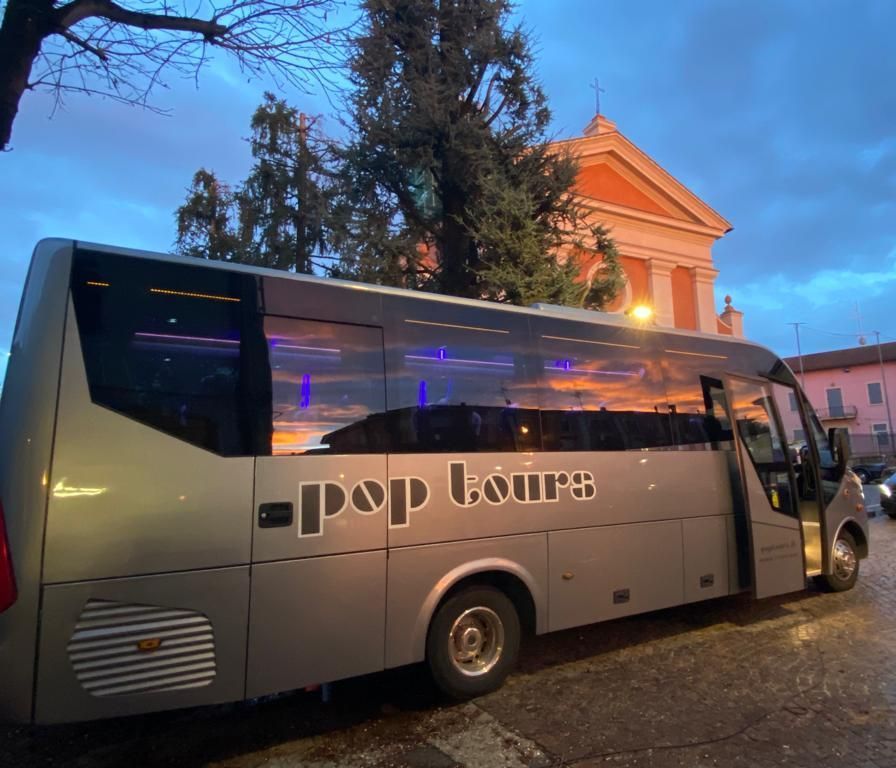 Noleggio pullman e autobus gran turismo Modena Bologna Ferrara Reggio Emilia Mantova Parma