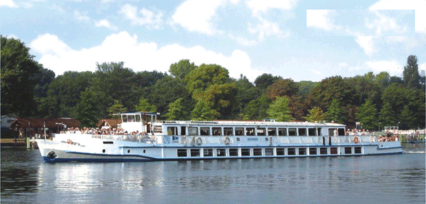 Fahrgastschiff