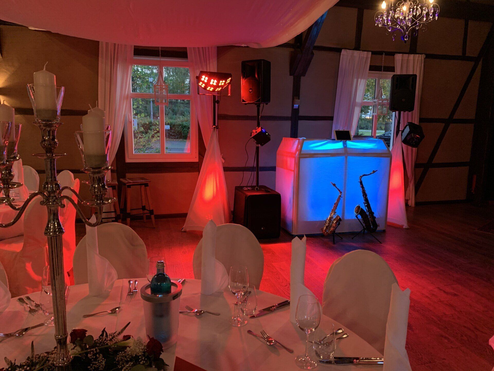 AKOS sax & events -keine Playlist - kein Spotify - kein vorgefertigtes Konstrukt