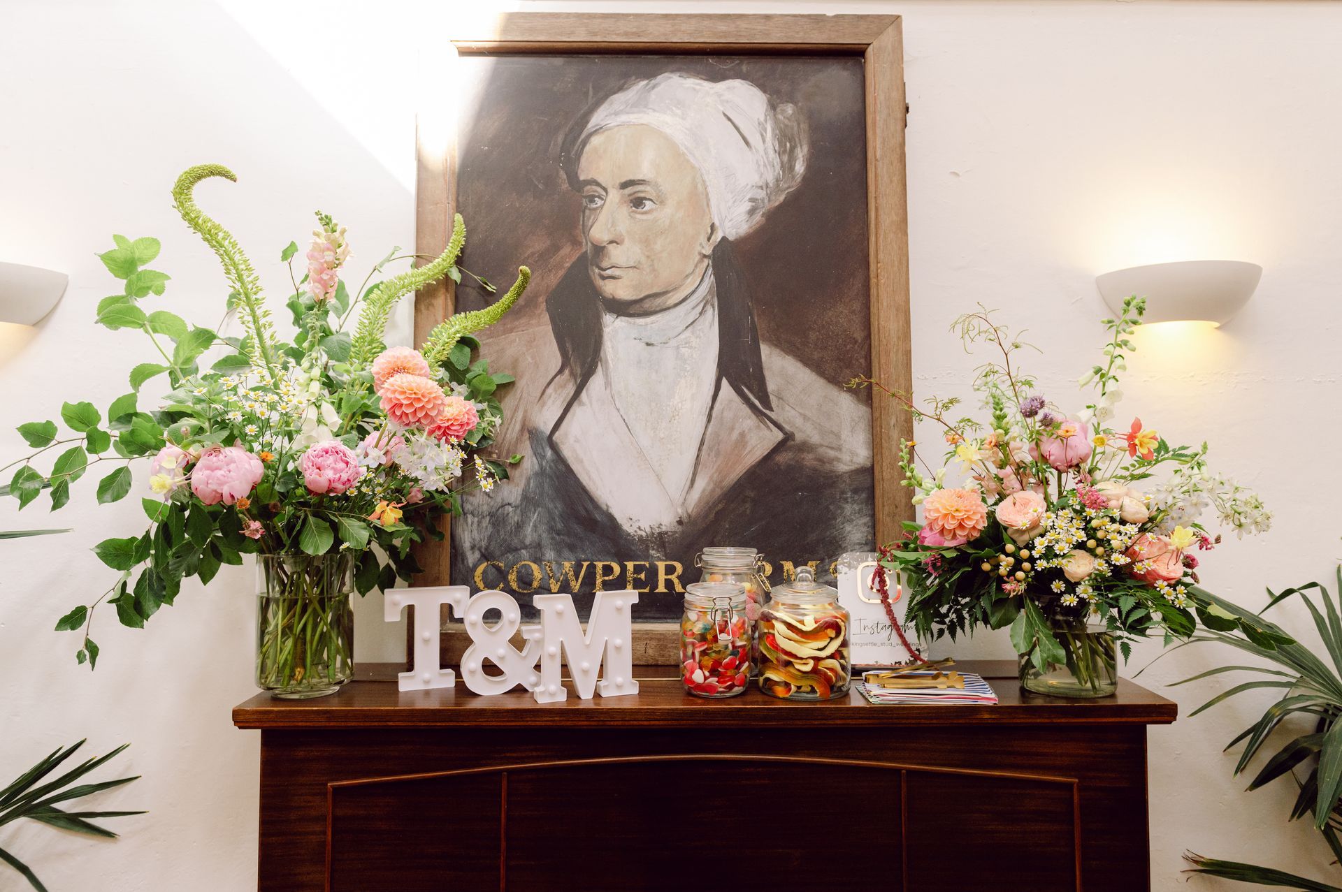 Wedding decor at Kingsettle Stud co-ordinated by Tasha Mae Wedding Co-ordinator.