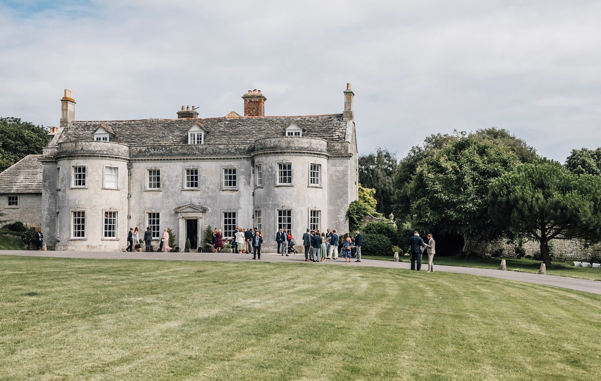 Smedmore House wedding venue in Kimmeridge in Dorset - Tasha Mae Wedding Co-ordinator