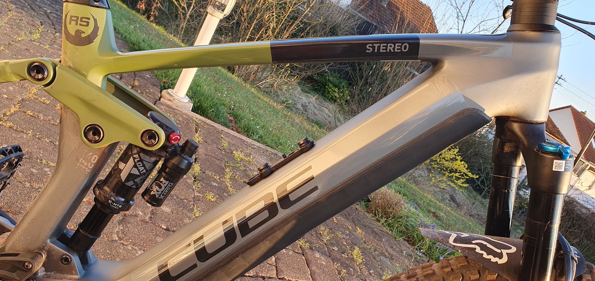 Effektiver Lackschutz mit Steinschlagschutzfolie Effektiver Lackschutz mit Steinschlagschutzfolie