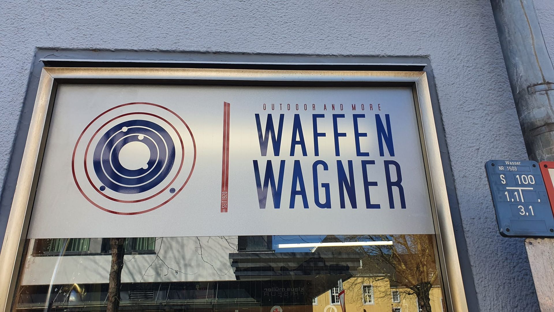 Beschriftung Fenster - Werbung - Firmenlogo Banner von R3klame Werbetechnik in Merzig-Wadern und Trier